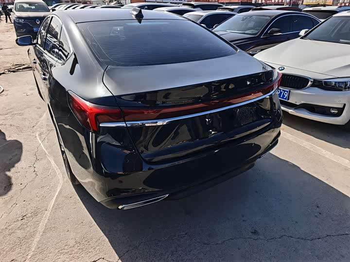 Фото 9 - Buick LaCrosse