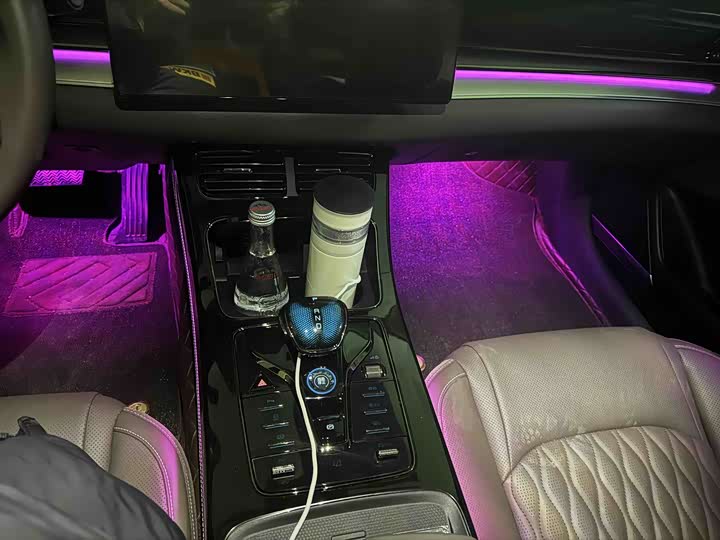 Фото 7 - BYD Han