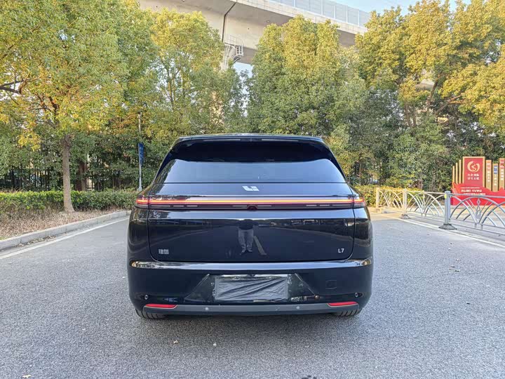 Фото 6 - LiXiang L7