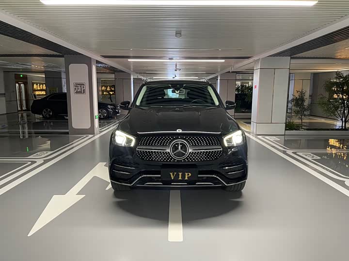 Фото 2 - Mercedes-Benz GLE-Class