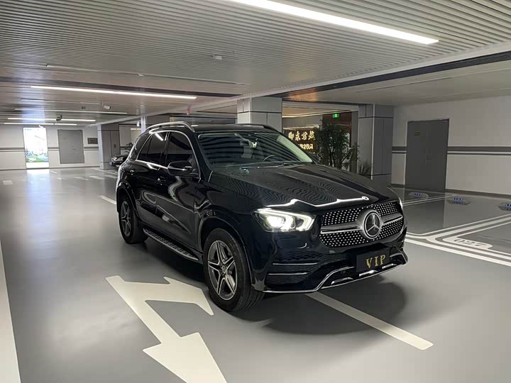 Фото 3 - Mercedes-Benz GLE-Class