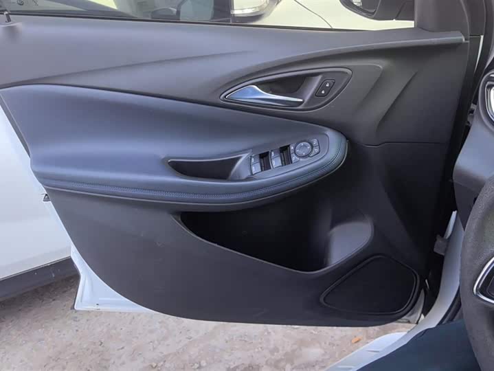 Фото 7 - Buick Encore GX