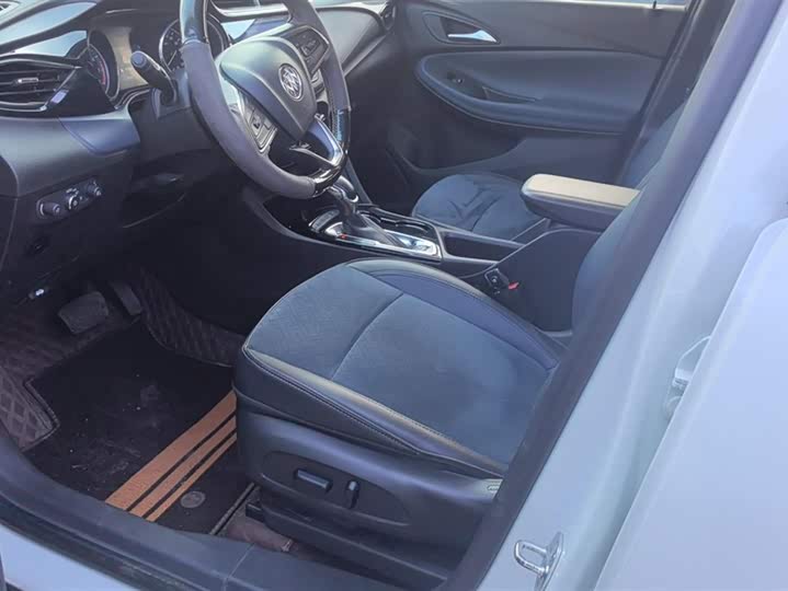 Фото 9 - Buick Encore GX