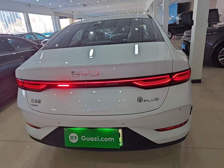 Фото 6 - BYD Qin Plus