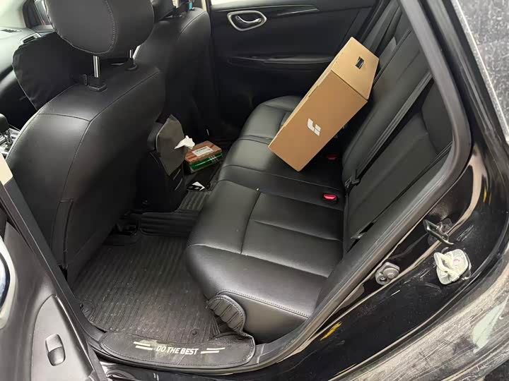 Фото 4 - Nissan Sylphy