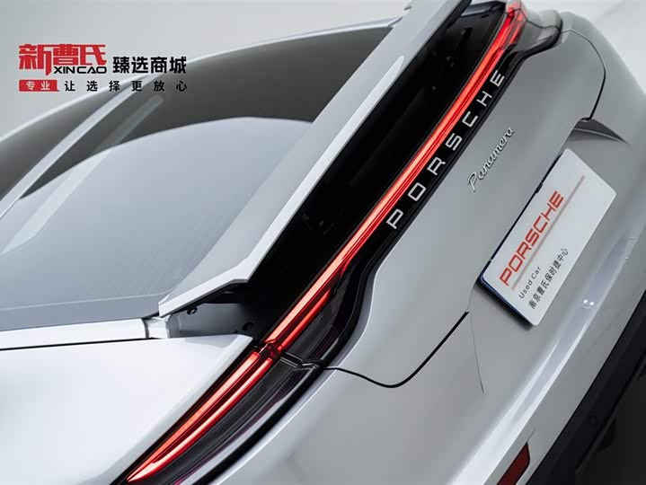 Фото 8 - Porsche Panamera