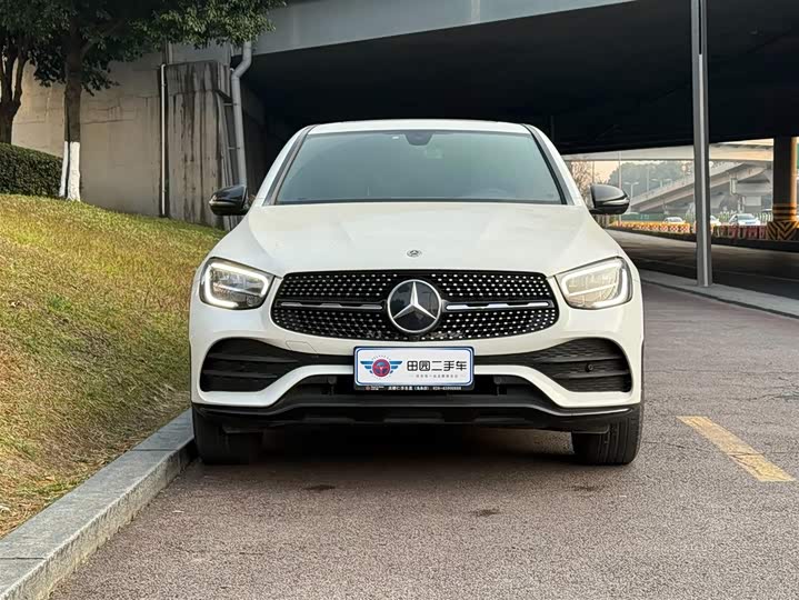 Фото 2 - Mercedes-Benz GLC-Class Coupe