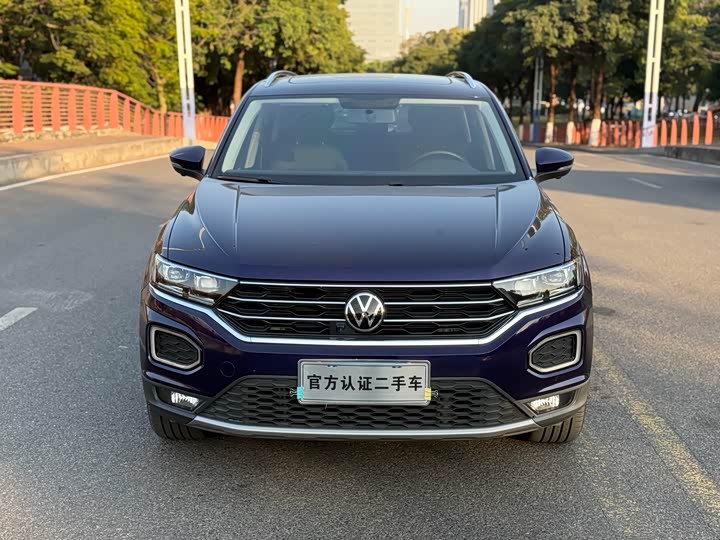 Фото 2 - Volkswagen T-Roc