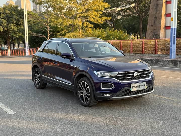 Фото 3 - Volkswagen T-Roc