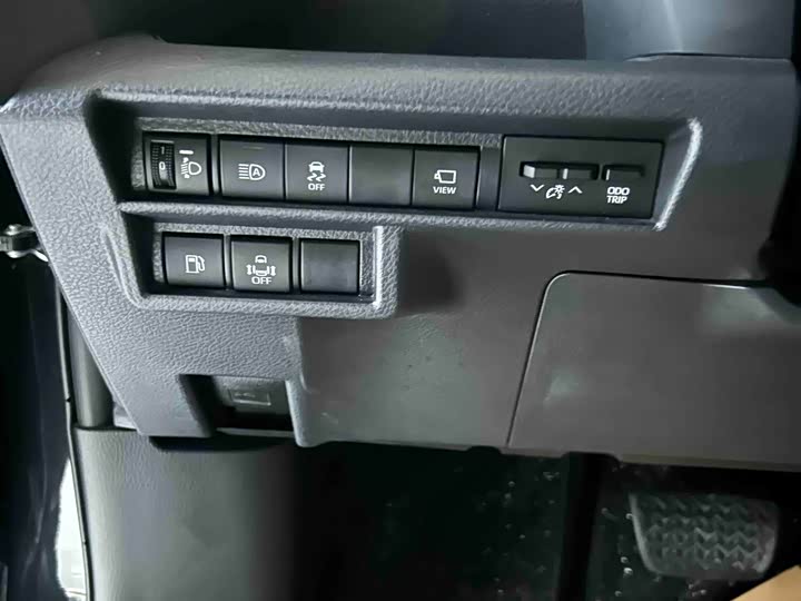 Фото 8 - Toyota Granvia