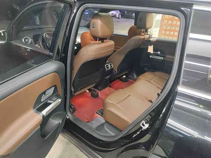 Фото 4 - Mercedes-Benz GLB-Class