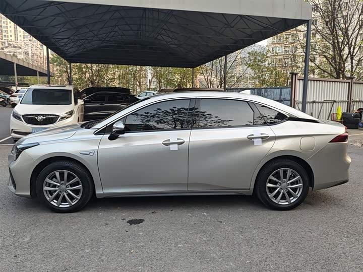 Фото 5 - GAC Aion S