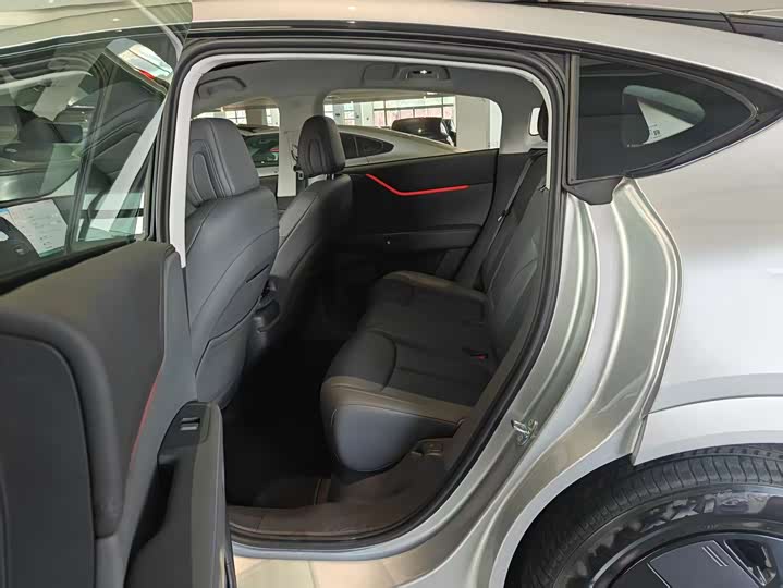 Фото 6 - XPeng G6