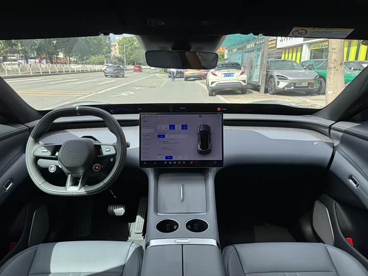 Фото 4 - Xiaomi YU7