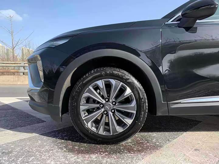 Фото 8 - Buick Envision S