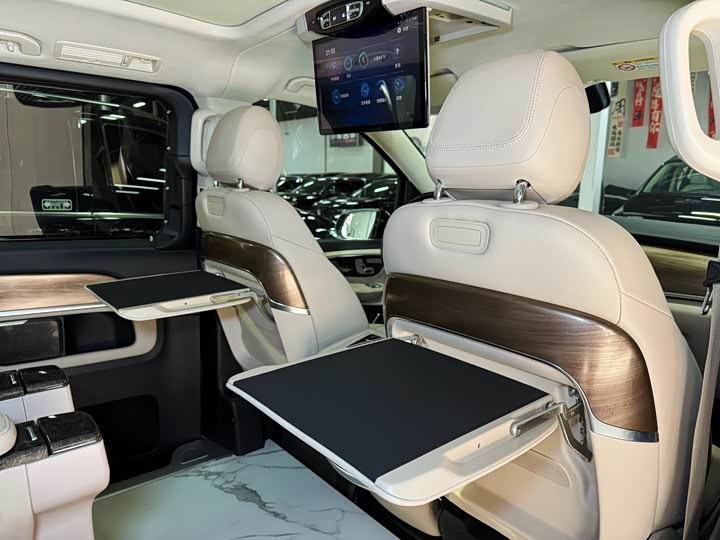 Фото 4 - Mercedes-Benz V-Class