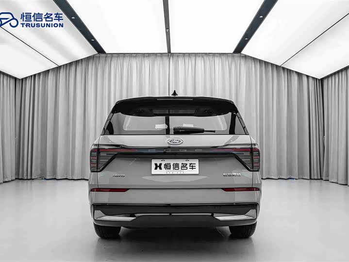 Фото 6 - Ford Edge