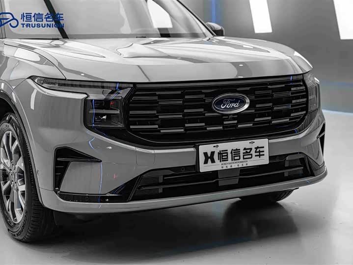 Фото 9 - Ford Edge