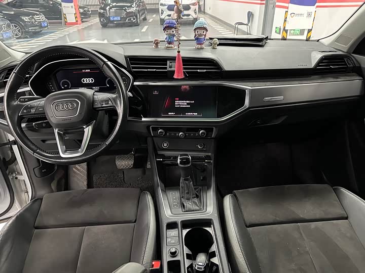 Фото 9 - Audi Q3