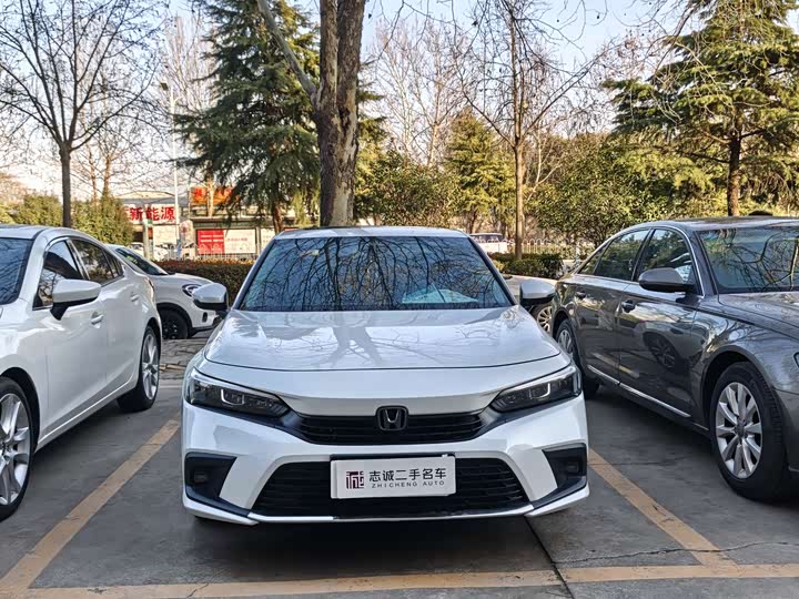 Фото 2 - Honda Civic