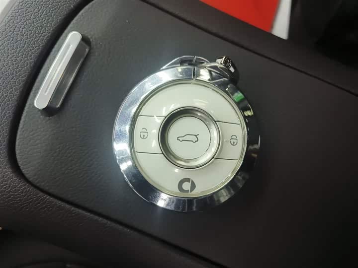 Фото 9 - Smart #1