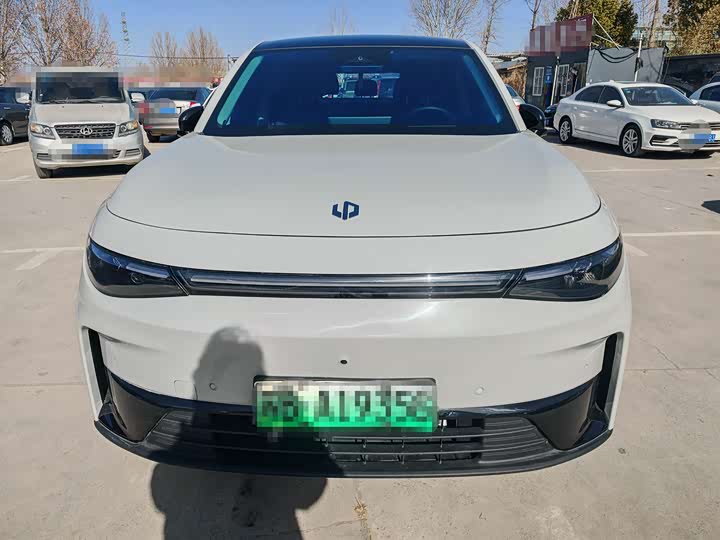 Фото 2 - Leapmotor C10