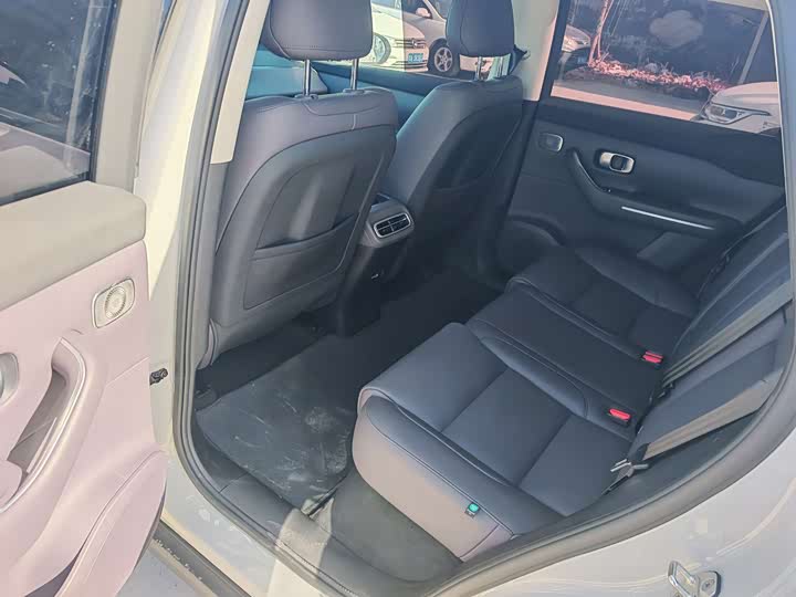 Фото 8 - Leapmotor C10