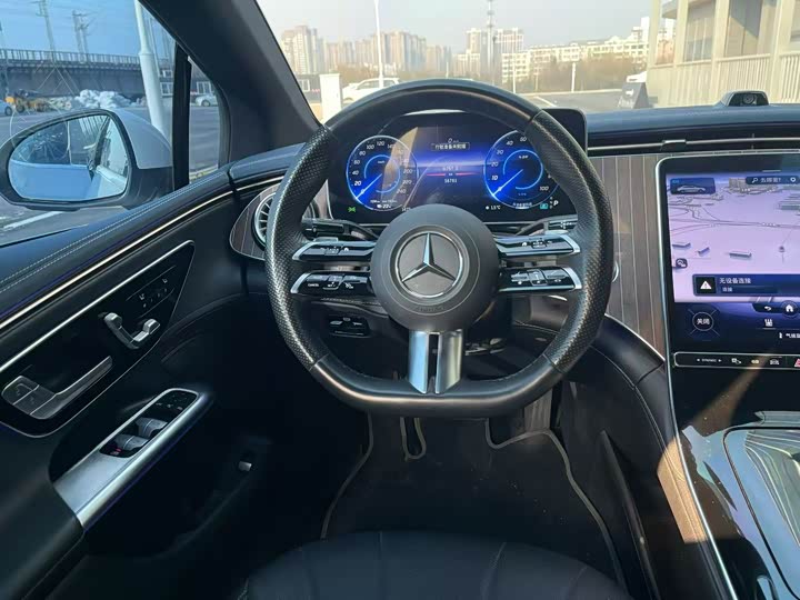 Фото 6 - Mercedes-Benz EQE