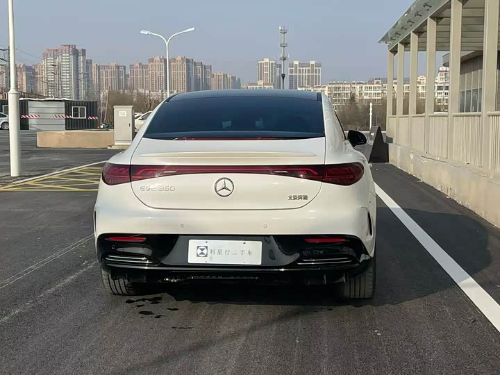 Фото 8 - Mercedes-Benz EQE