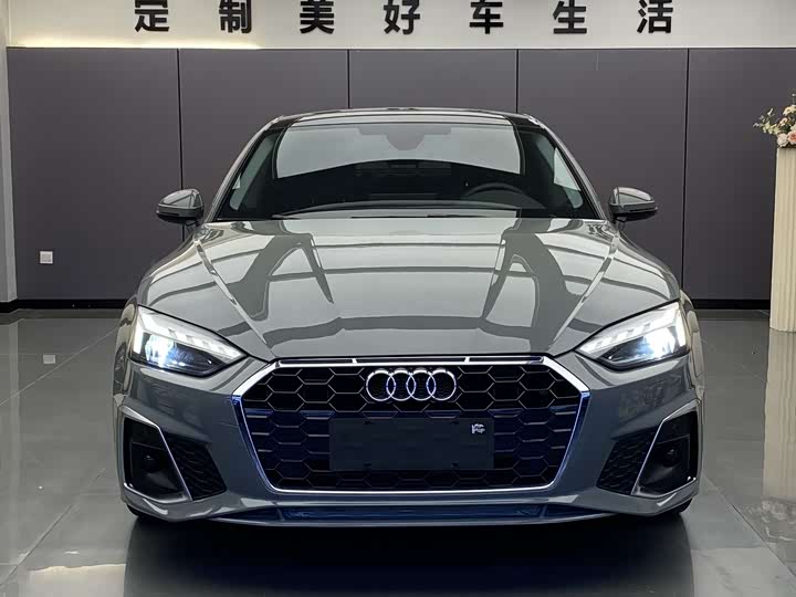 Фото 2 - Audi A5
