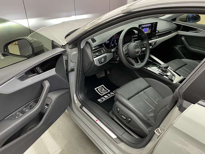 Фото 4 - Audi A5