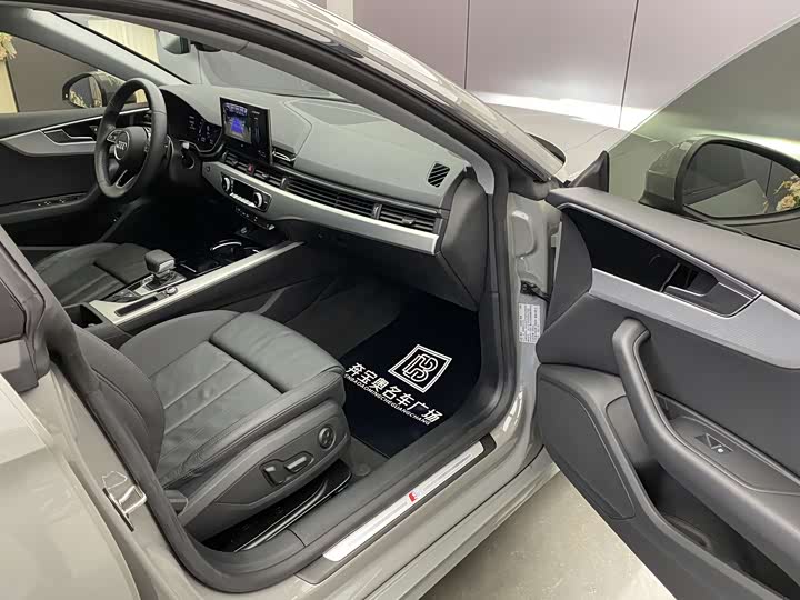 Фото 8 - Audi A5