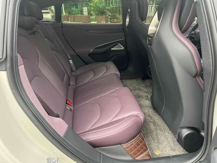 Фото 8 - Xiaomi SU7