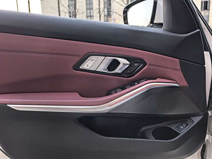 Фото 5 - BMW 3 Series