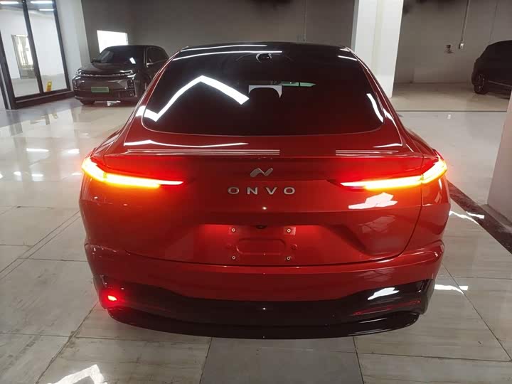 Фото 6 - Nio Onvo L60