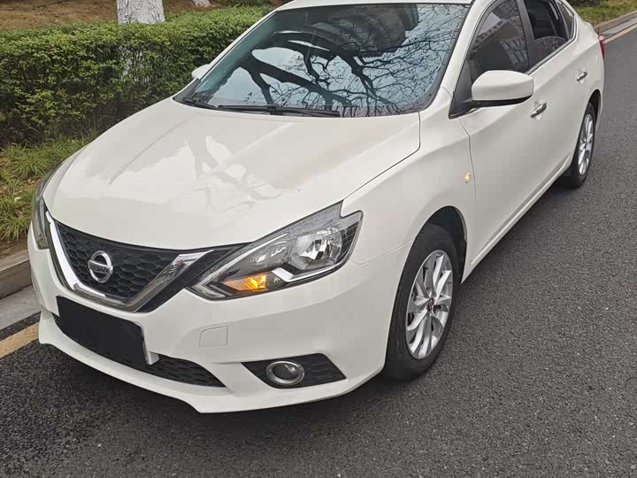 Фото 3 - Nissan Sylphy