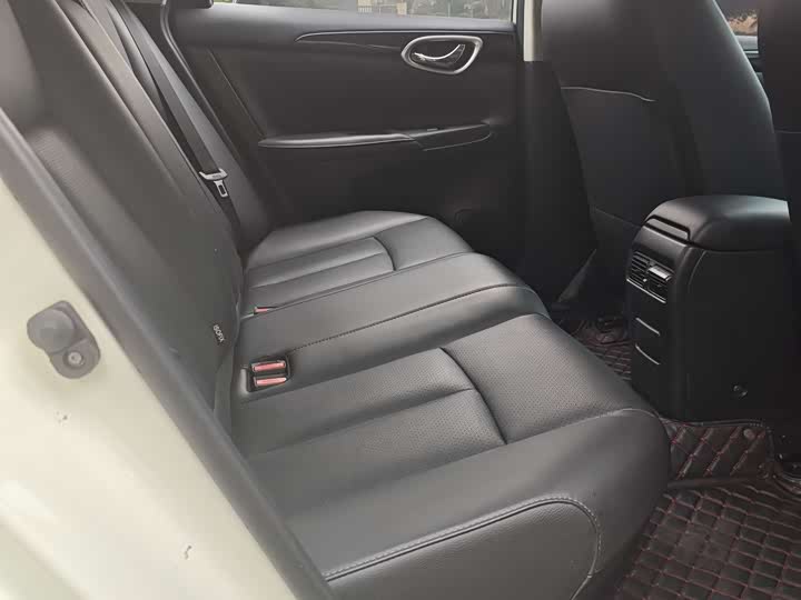 Фото 5 - Nissan Sylphy