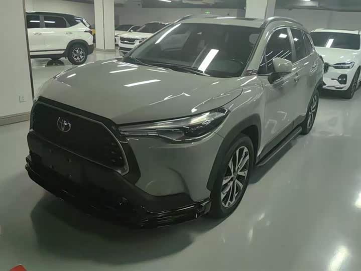 Фото 1 - Toyota Corolla Cross