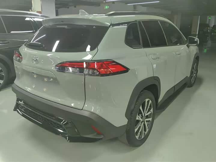 Фото 3 - Toyota Corolla Cross