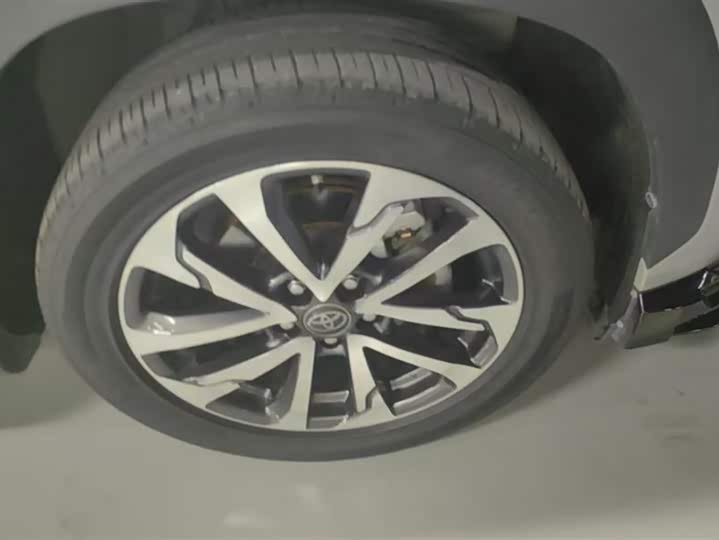 Фото 6 - Toyota Corolla Cross