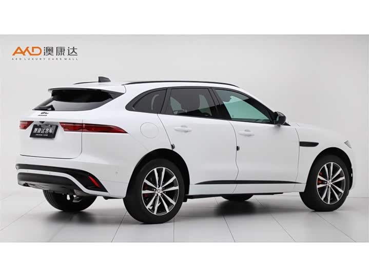 Фото 3 - Jaguar F-Pace