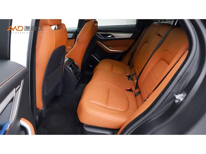 Фото 7 - Jaguar F-Pace