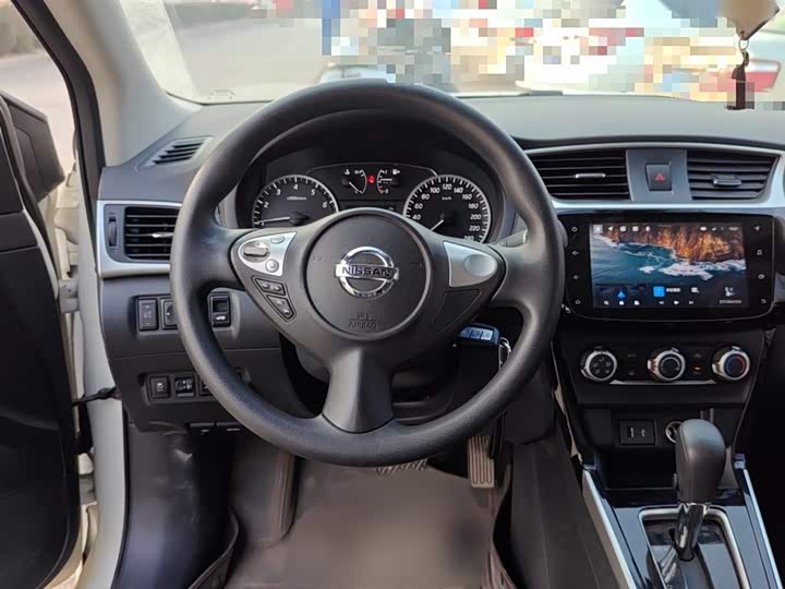 Фото 3 - Nissan Sylphy