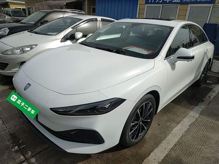 Фото 1 - Roewe D7