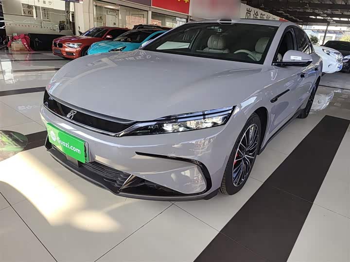 Фото 2 - BYD Han