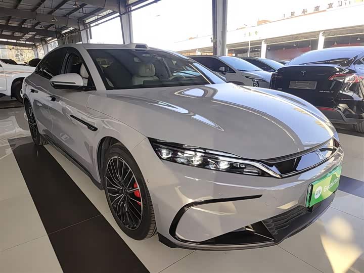 Фото 4 - BYD Han