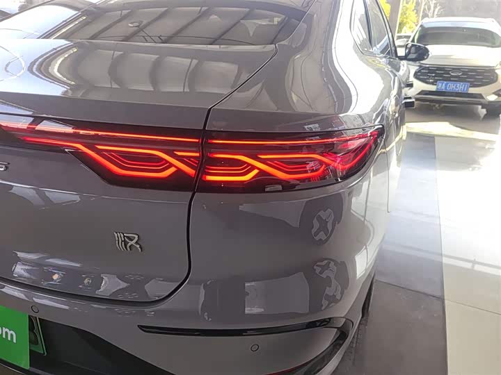 Фото 8 - BYD Han