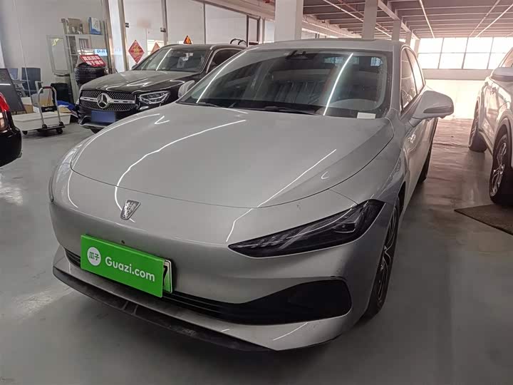 Фото 1 - Roewe D7