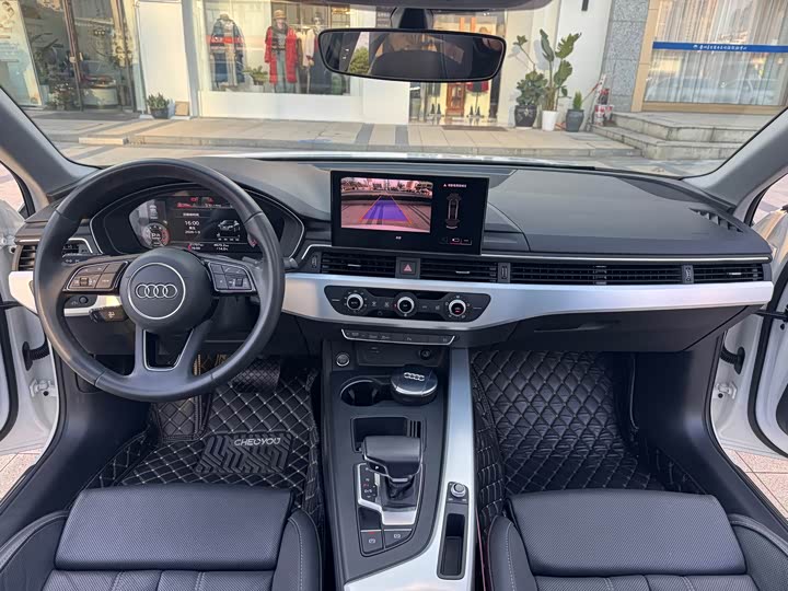 Фото 7 - Audi A4L