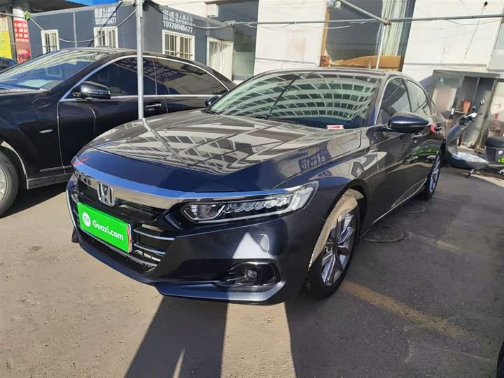 Фото 1 - Honda Accord